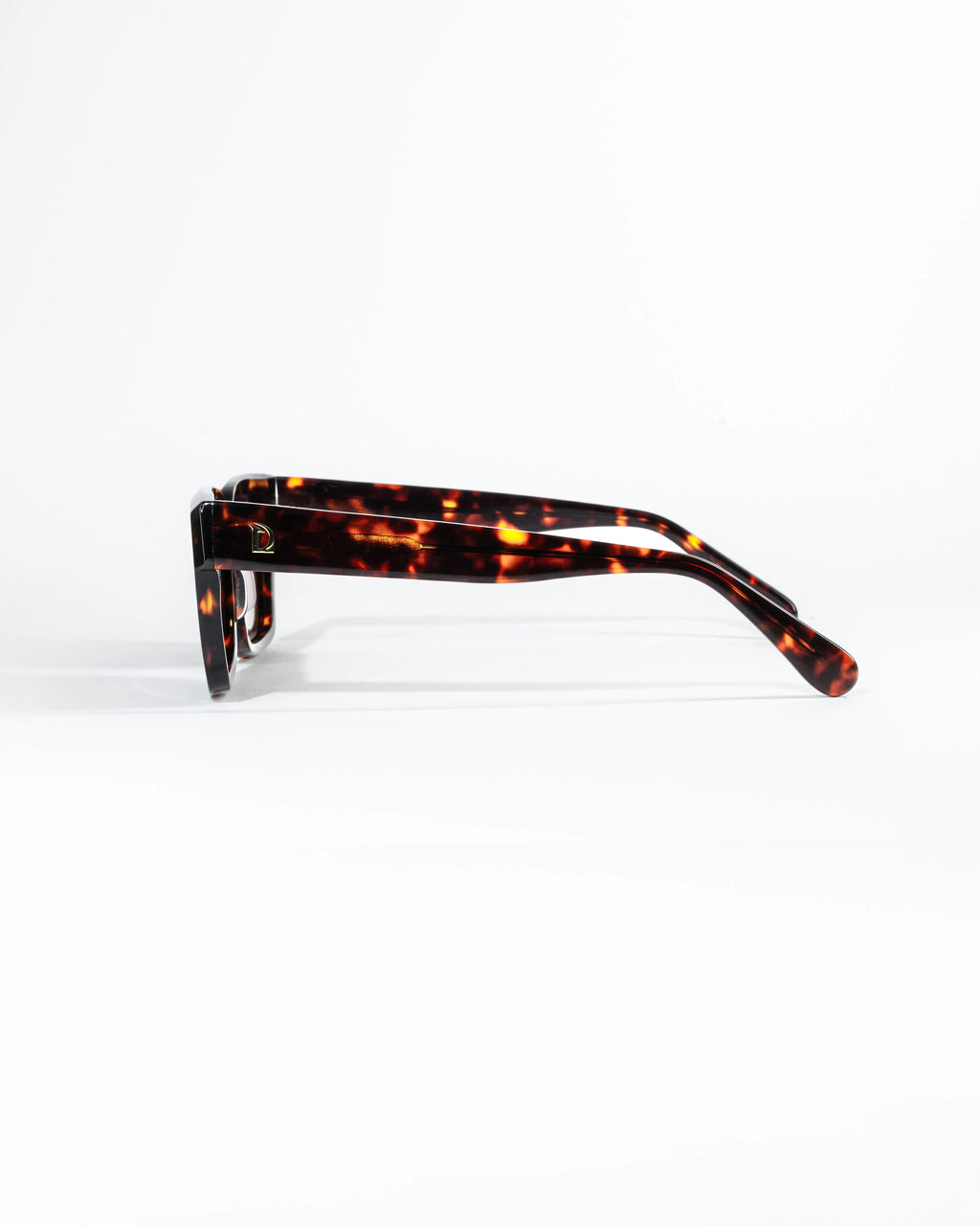 High-quality acetate polarized sunglasses with UV 400 protection