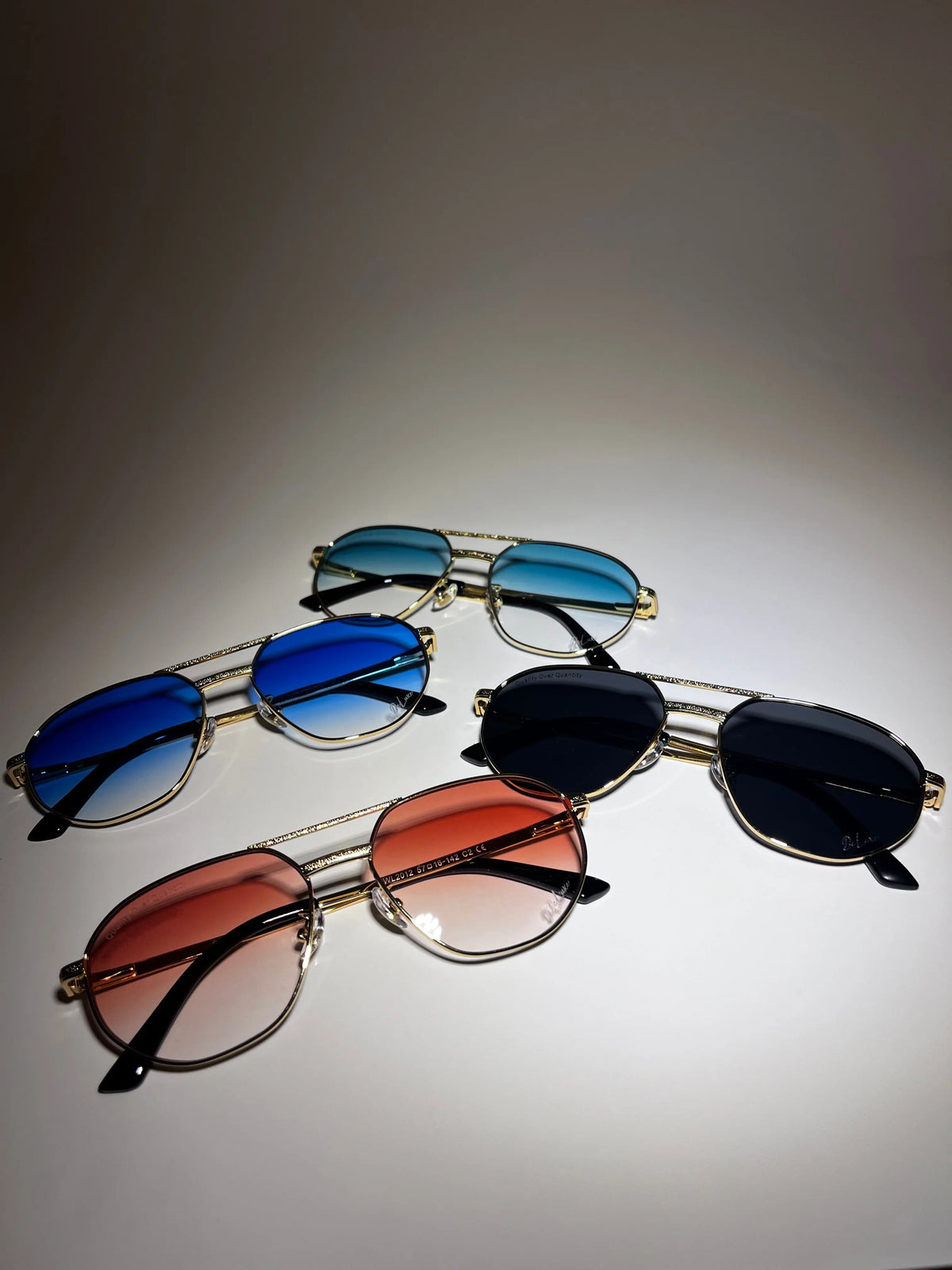 Oval UV 400 Sunglasses - DeLuxe YUL