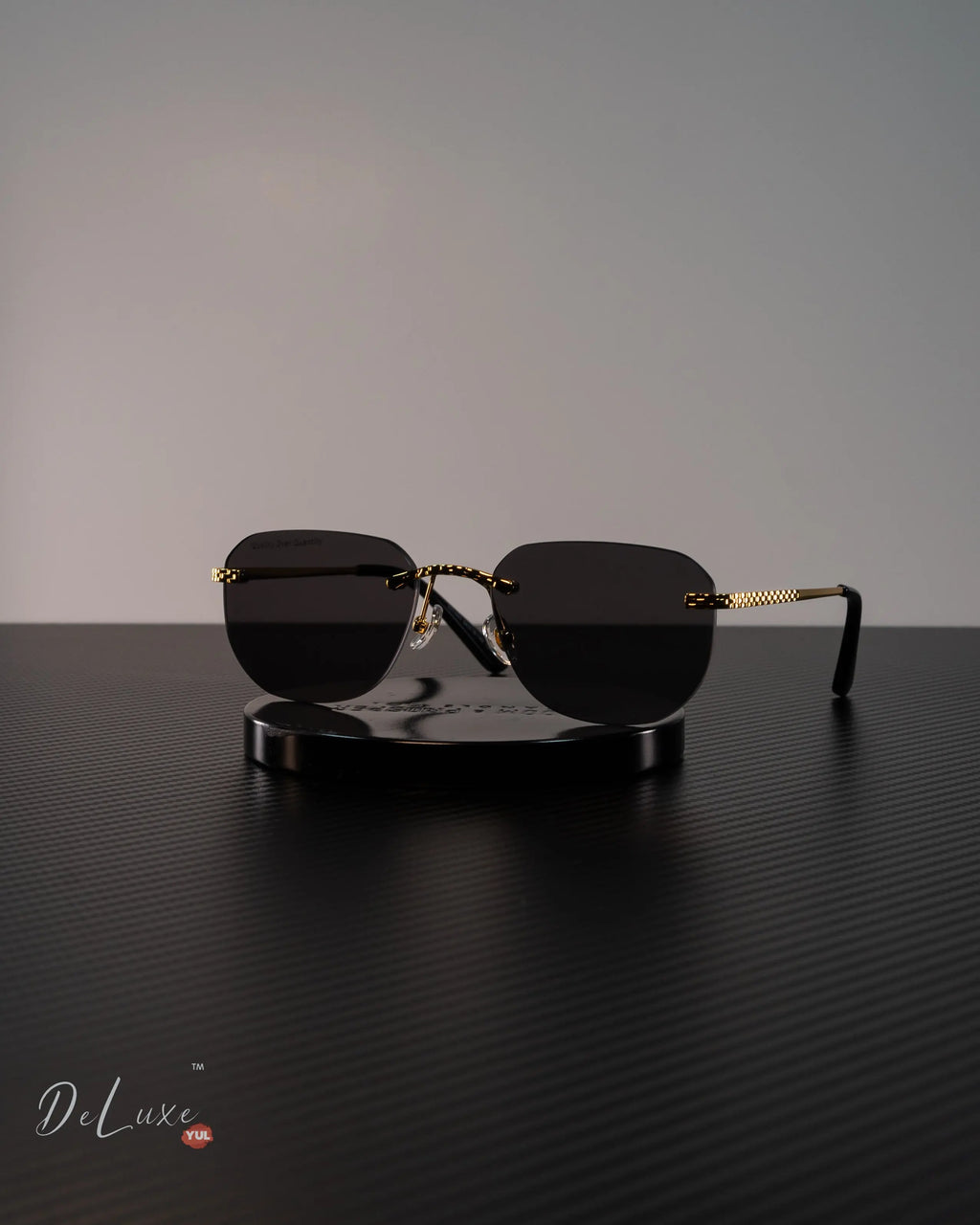 High-quality Rimless sunglasses with UV 400 protection