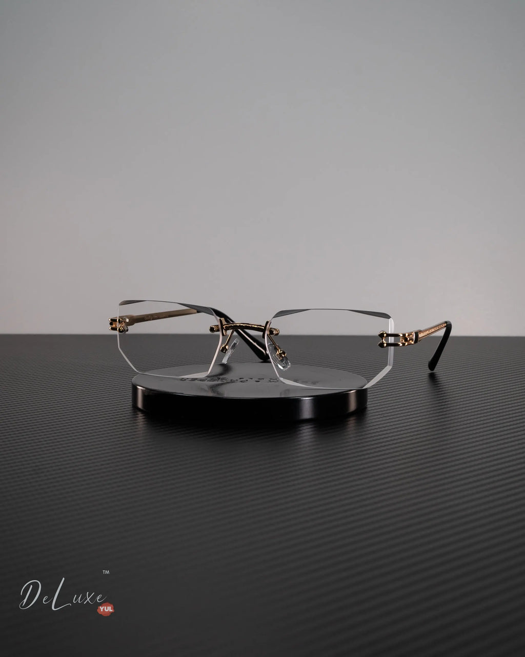 High-quality Diamond cut clear lenses eyewear